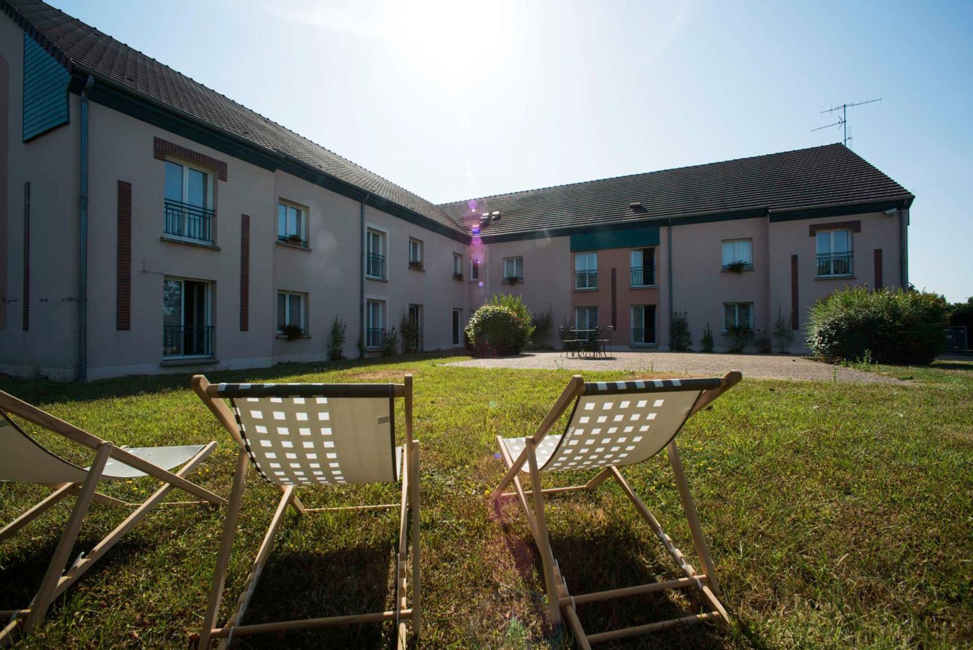 Brit Hotel Du Perche Nogent-le-Rotrou Ngoại thất bức ảnh