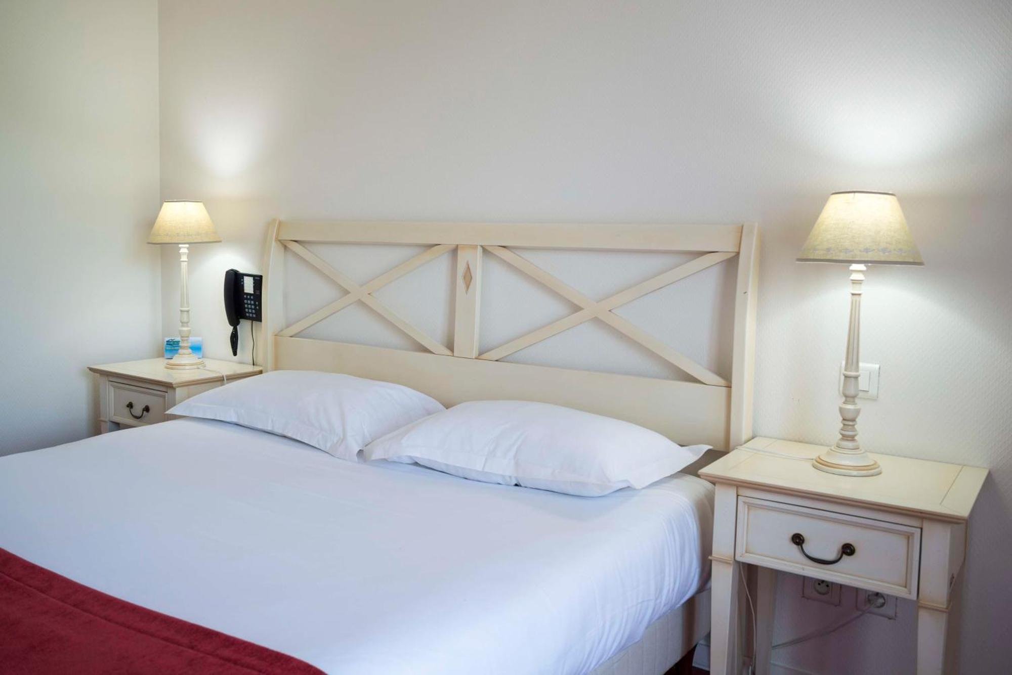Brit Hotel Du Perche Nogent-le-Rotrou Ngoại thất bức ảnh