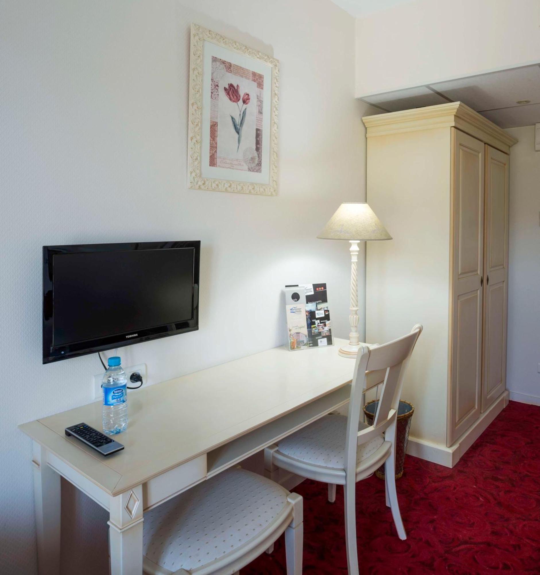 Brit Hotel Du Perche Nogent-le-Rotrou Ngoại thất bức ảnh